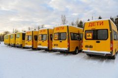 мбоу "Заревская ОШ" Хиславичского района получила новый школьный автобус - фото - 2